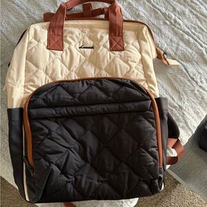 Quilted Two-Tone Women’s Backpack — Cream and Black (Lovevook)